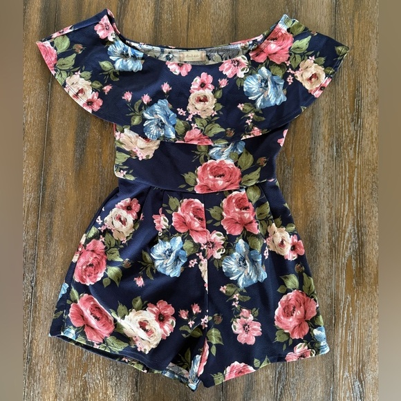 Altar'd State Pants - Altar’d State Women’s Navy Blue and Pink Floral Off the Shoulder Romper Size S